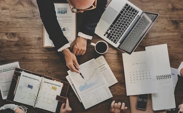 How do you become PRINCE2 certified?