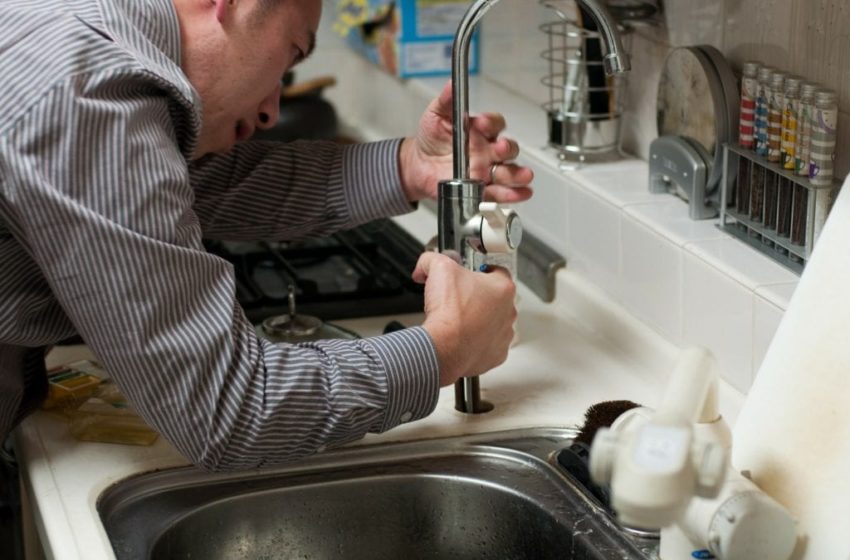 How to apply for a plumbing job?