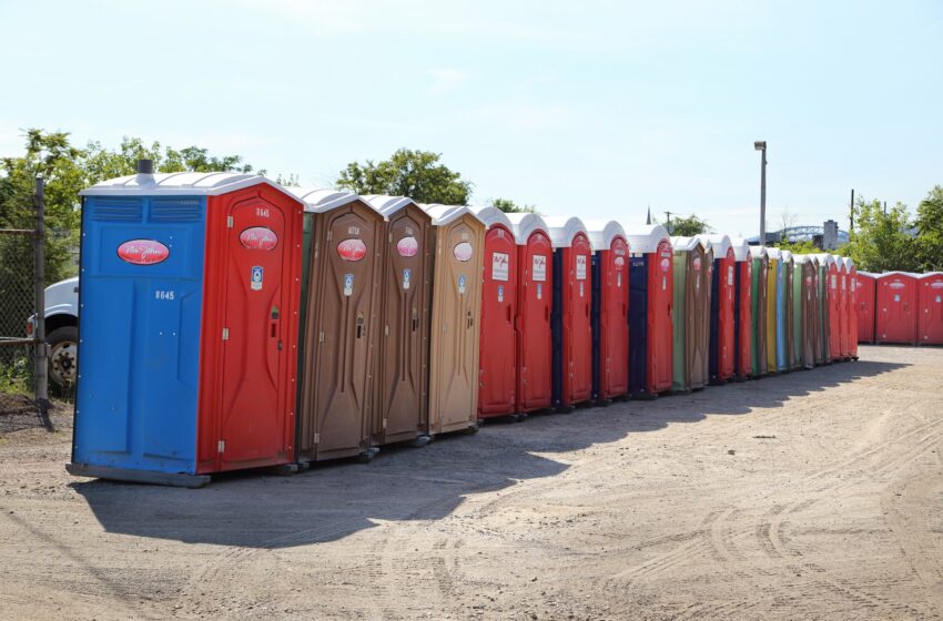  3 Questions to Ask Before Renting a Portable Toilet in Lincoln NE