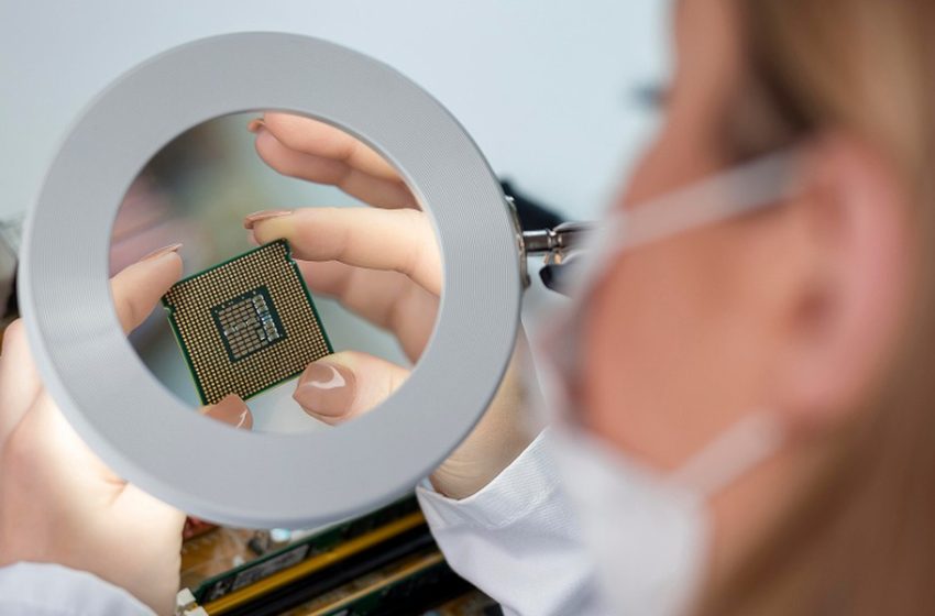  A Guide to High-Purity Restoration with Professional Semiconductor Cleaning